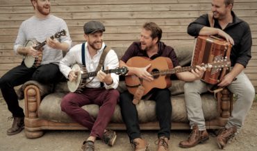 The Stowes Music – Celtic folk group from Padstow